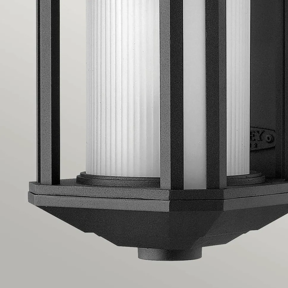 Außenlampe Wand 29,2 cm hoch IP44 E27 klein Eingang