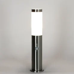 Außenleuchte mit Bewegungsmelder Erdspieß Kabel IP44