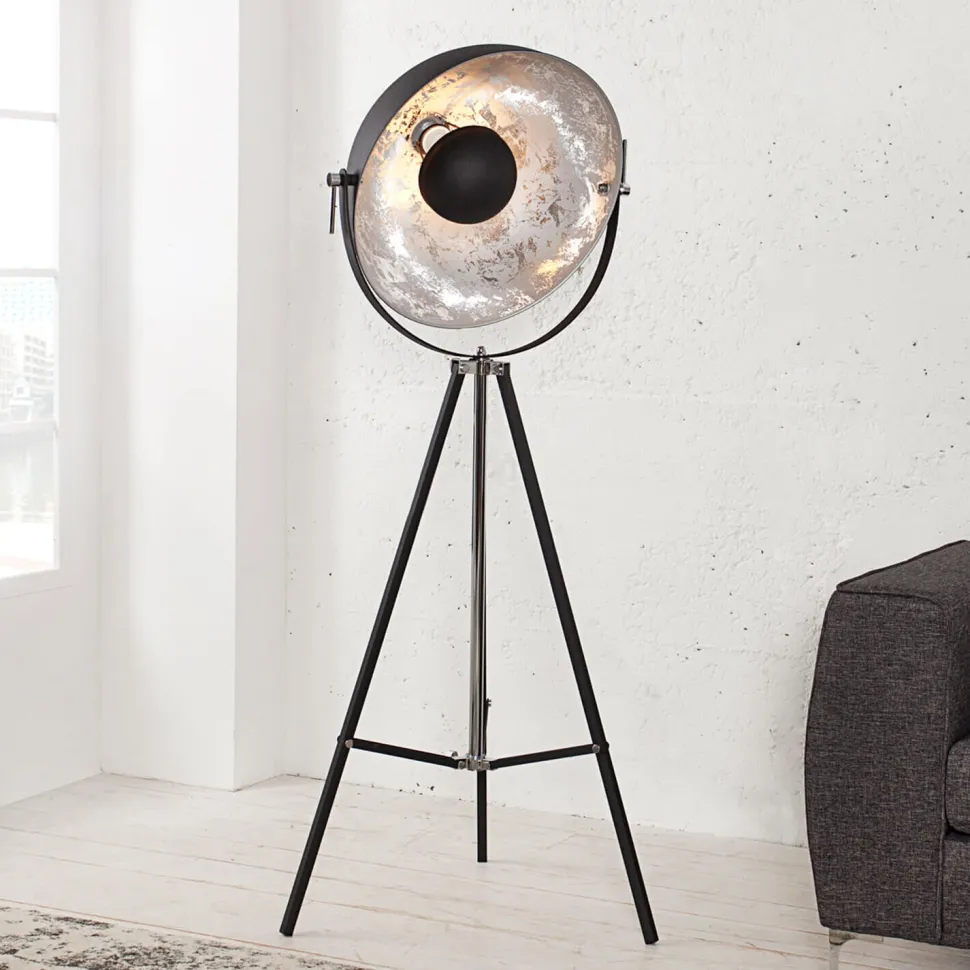 Außergewöhnliche Standleuchte Schwarz beweglich