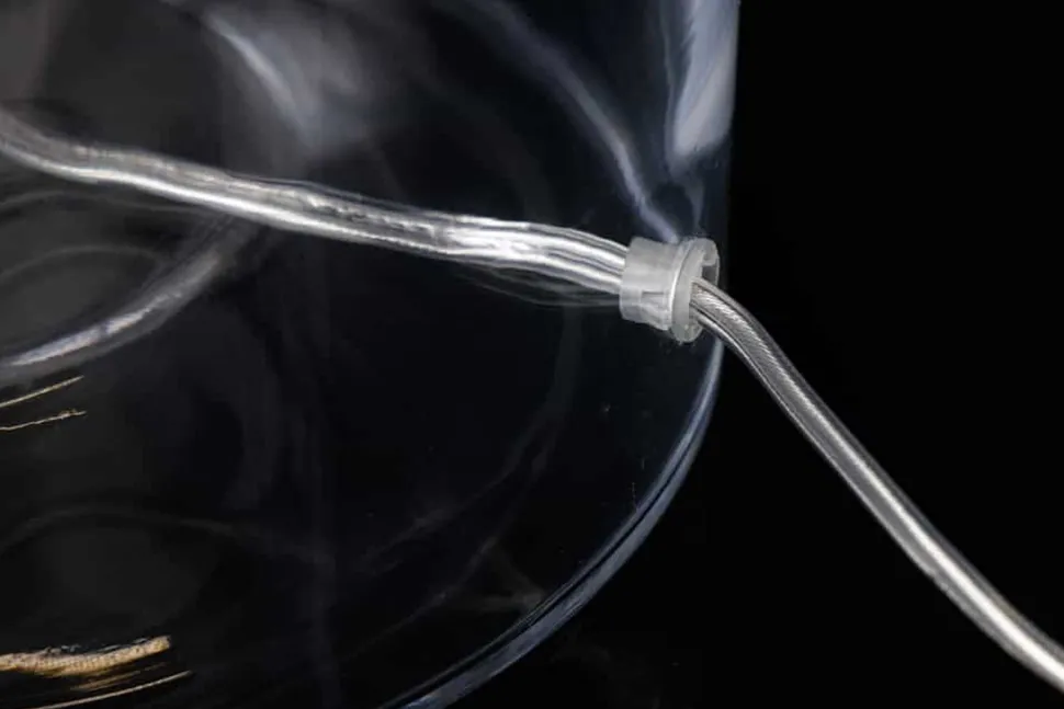 Elegante Tischleuchte AQUAMENTI Weiß Glas Stoff