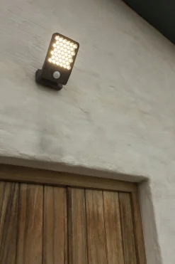 LED Außenlampe Wand Bewegungssensor IP54 schwenkbar