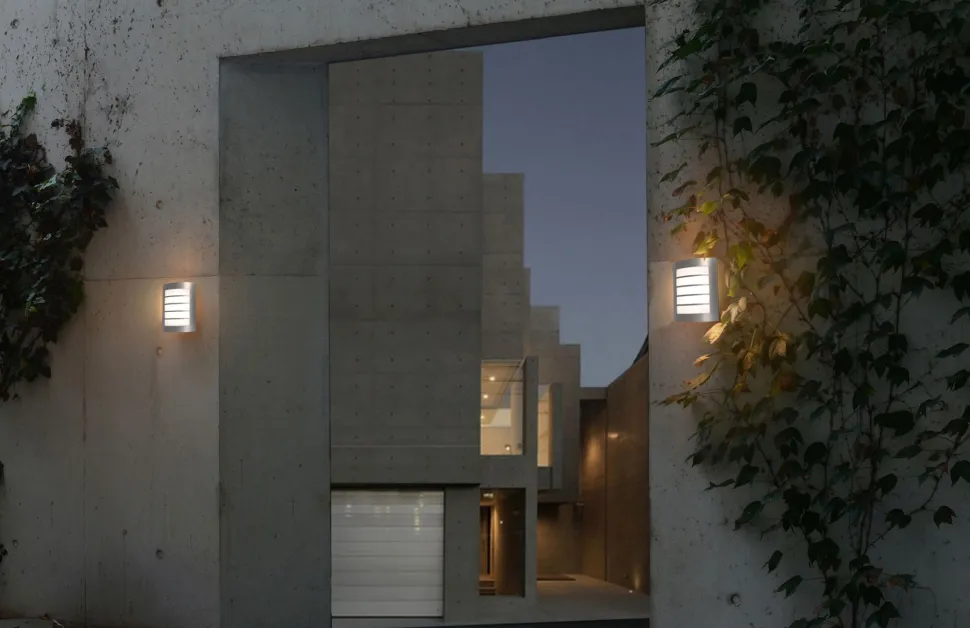 LED Außenwandlampe Edelstahl IP44 H:21,6 cm 850 lm 8 W