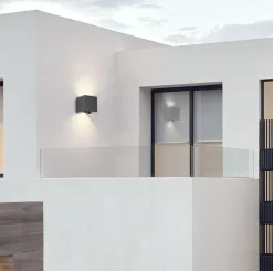 LED Außenwandleuchte Metall Up Down IP54 Schwarz 400 lm