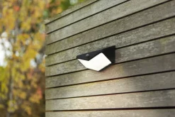 LED Solar Außenlampe Bewegungsmelder dimmbar IP44 4 W