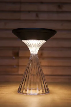 LED Solar Tischlampe IP54 20 cm 390 lm USB-C Schwarz