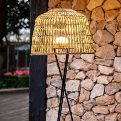 LED Stehleuchte außen Rattan Schirm 148 cm mit Akku IP54