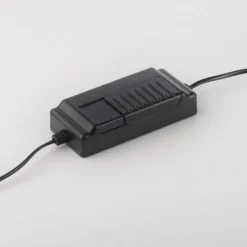 LED Stehleuchte dimmbar 144 cm 3000 lm Schwarz Messing