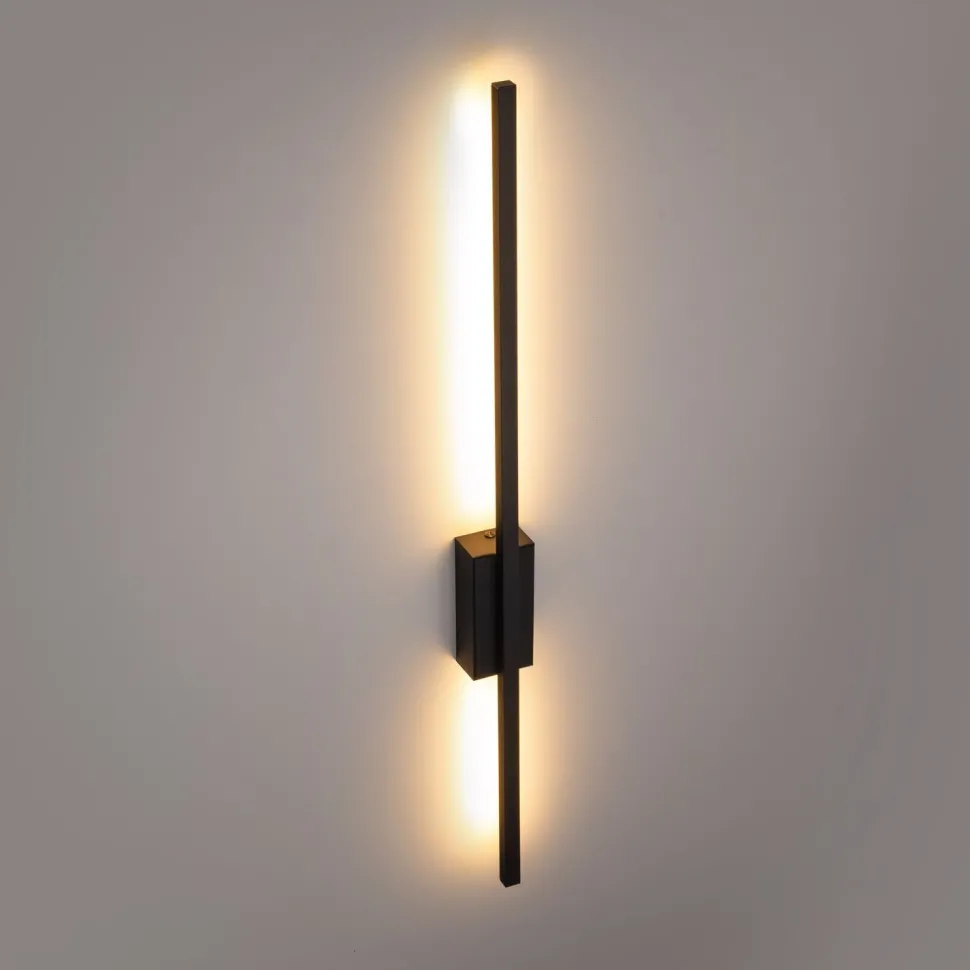 LED Wandlampe Schwarz 79 cm hoch indirekt 3000 K Metall