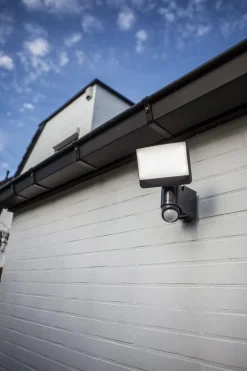 LED Wandleuchte außen mit Bewegungsmelder IP44 5000 K