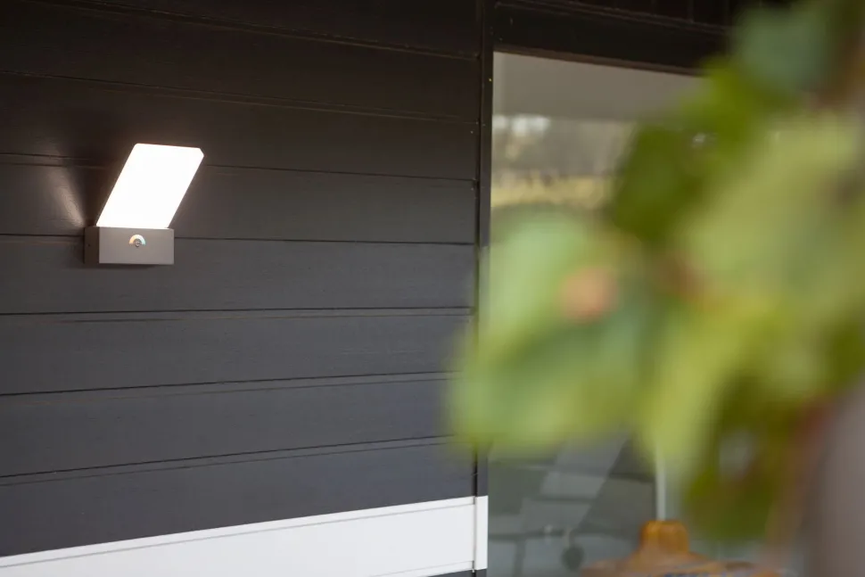 LED Wandleuchte Bewegungssensor IP54 T:14 cm Anthrazit