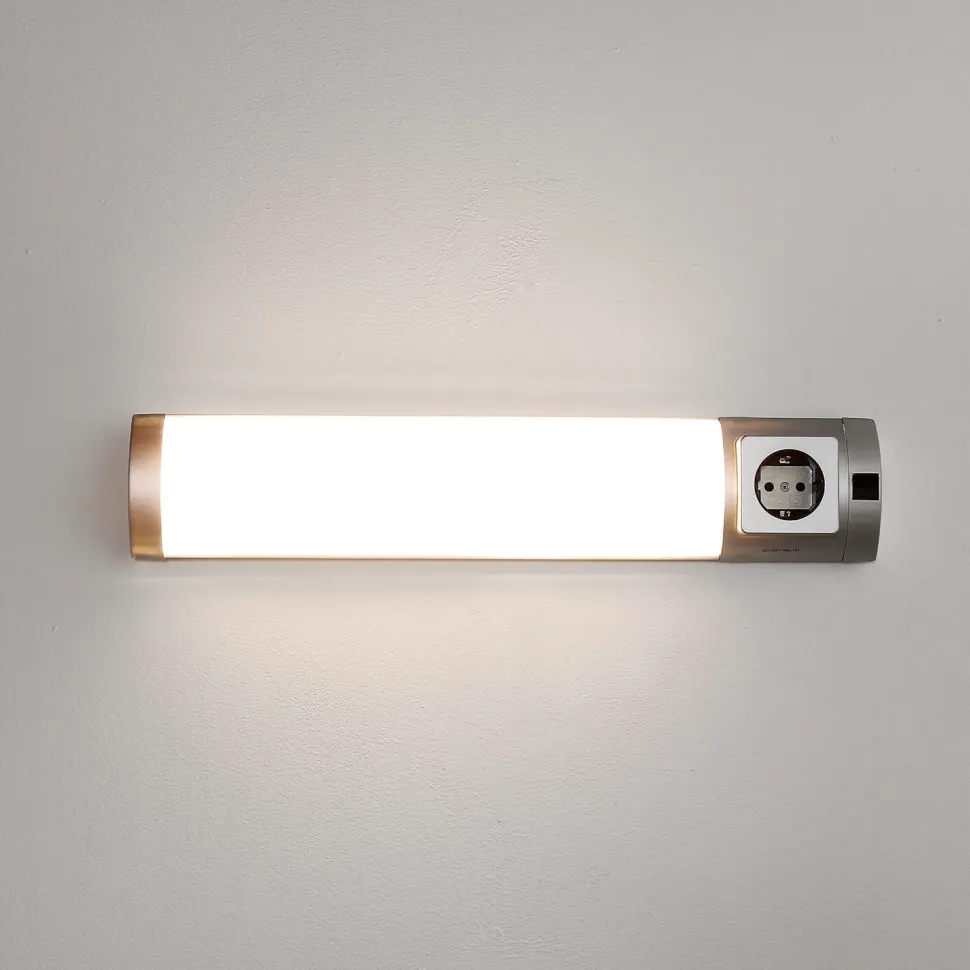 LED Wandleuchte mit Steckdose und Schalter Bad Küche