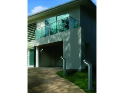 Moderne LED Wegleuchte für den Garten