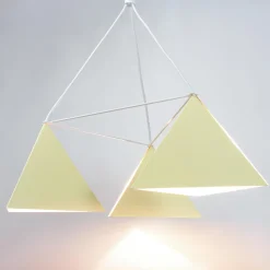 Moderne Pendelleuchte in Gelb