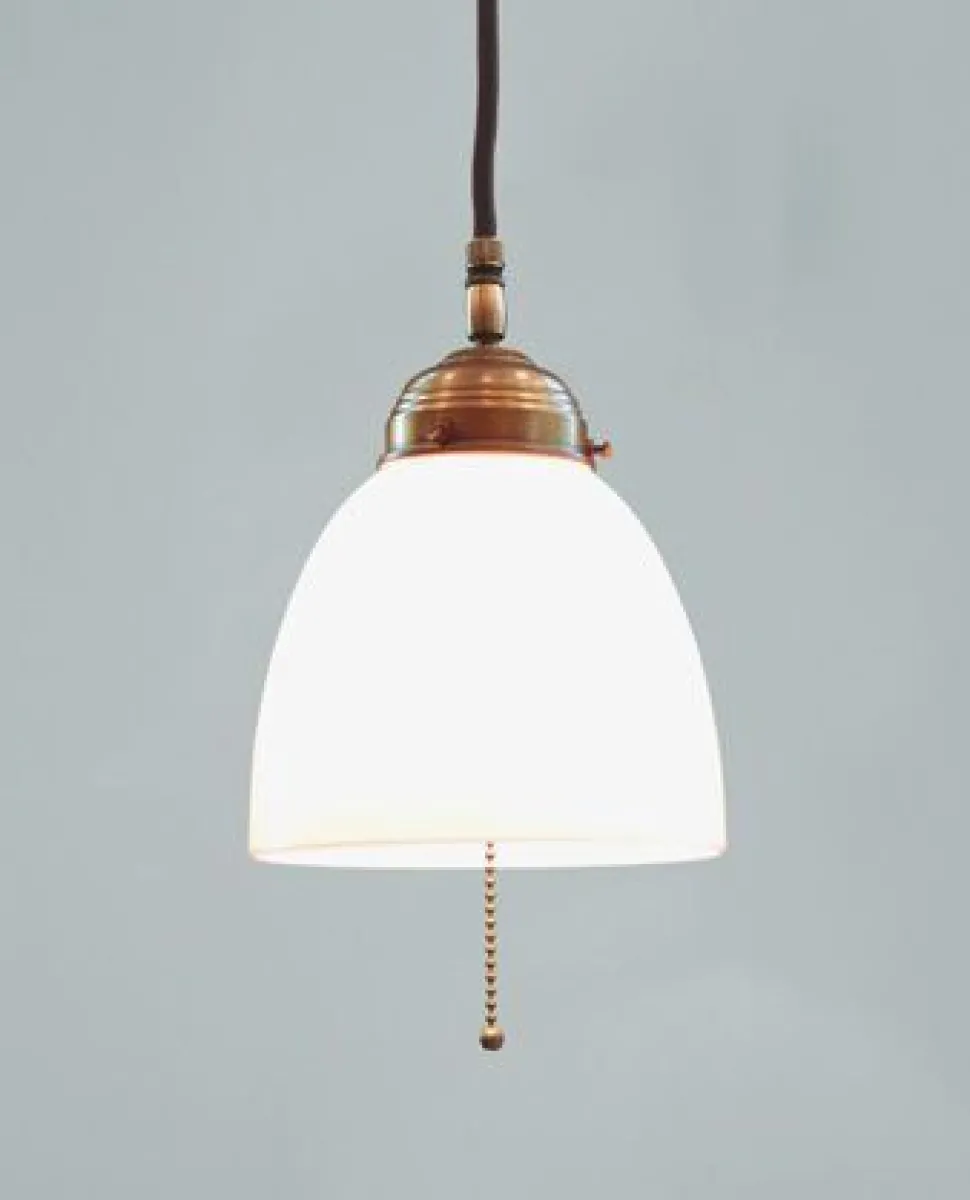 Runde Pendelleuchte Messing Glas Zugschalter E27 Ø15 cm