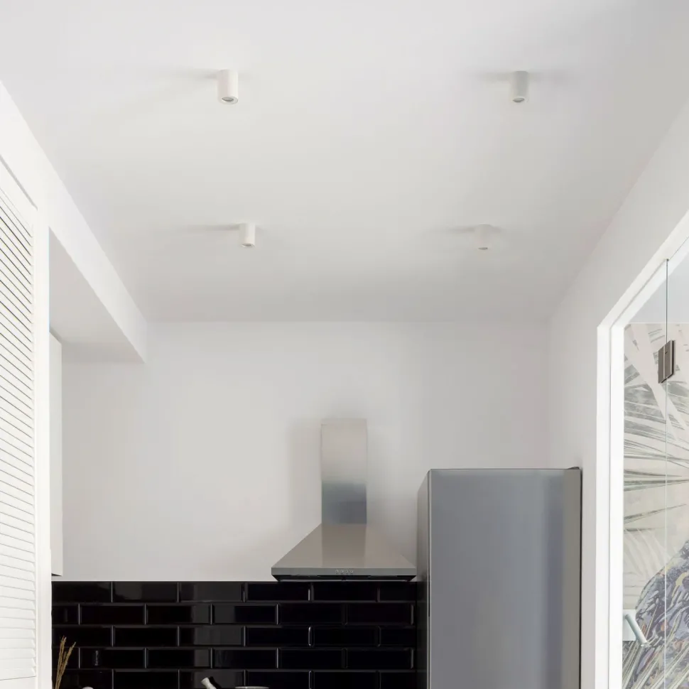 Runder Aufbaustrahler Weiß Metall IP44 Ø6,5 cm Aufputz