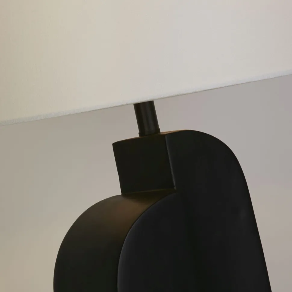 Schwarze Tischleuchte Metall Stoff in Weiß 65 cm E27