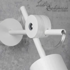 Schwenkbarer Wandstrahler in weiß