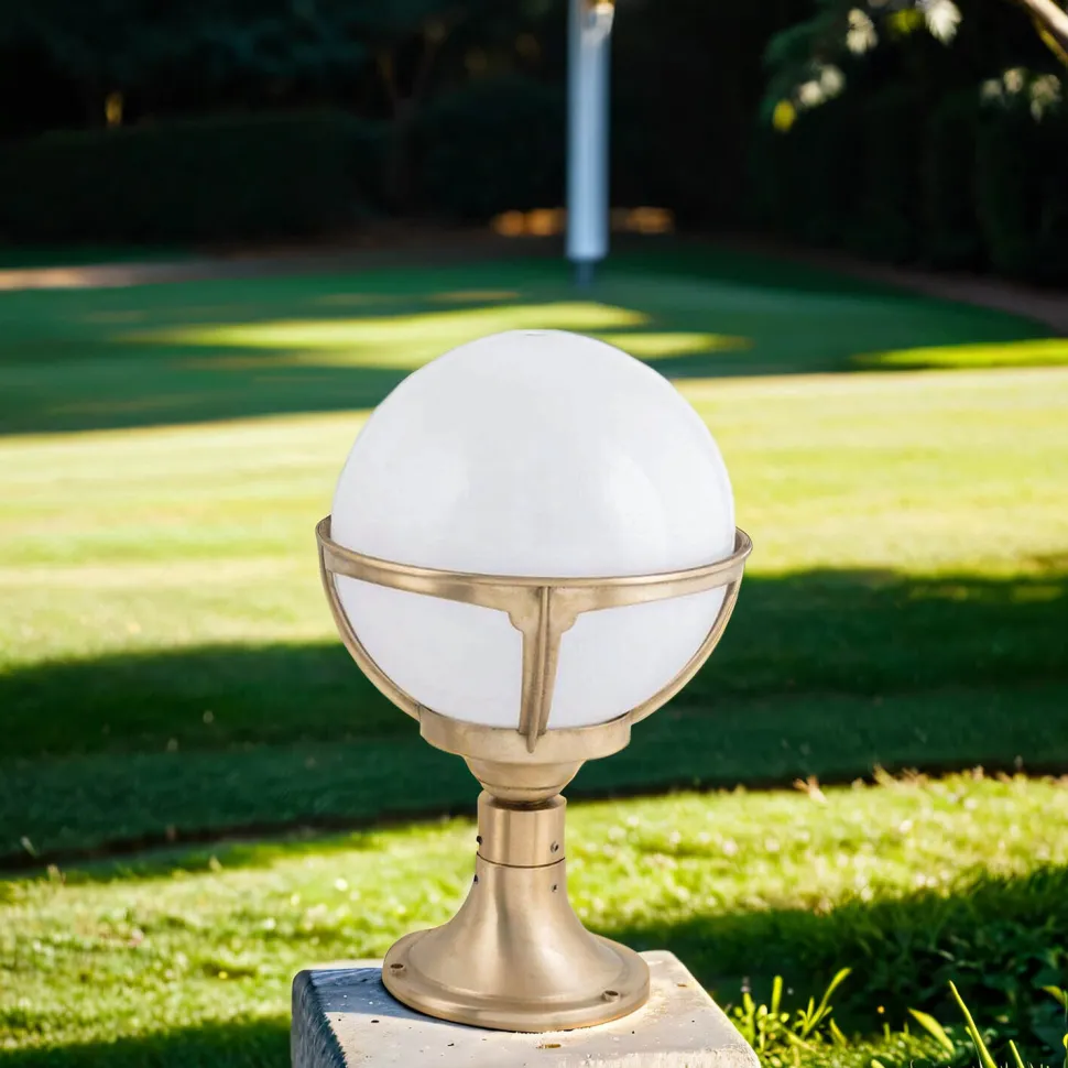 Sockelleuchte außen Messing Kugel Schirm Weiß