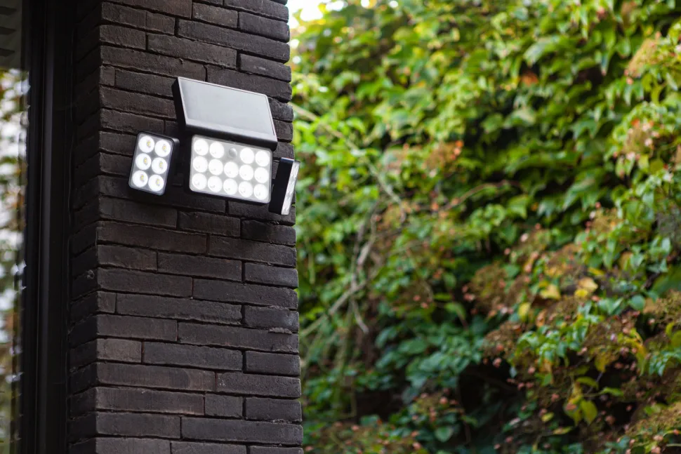 Solarleuchte Bewegungsmelder dimmbar Wand Eingang