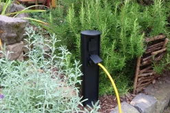 Steckdosensäule zwei Steckdosen Aluminium IP44 40 cm