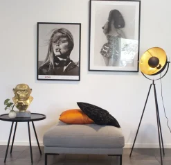 Stehlampe Metall 145 cm in Schwarz Gold E27 Dreibein