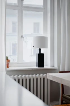 Tischleuchete Schwarz Weiß 56 cm aus Holz Stoff E27