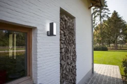 Verstellbare LED Außenwandlampe RGB IP54 15 W dimmbar