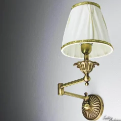 Wandlampe Stoffschirm Weiß aus Echt-Messing