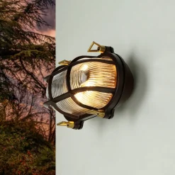 Wandleuchte außen Maritim IP64 Messing Riffelglas E27