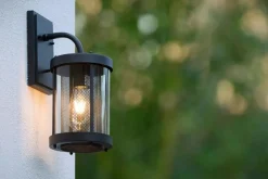 Wandleuchte Glas Metall Schwarz IP23 E27 Garten Haustür