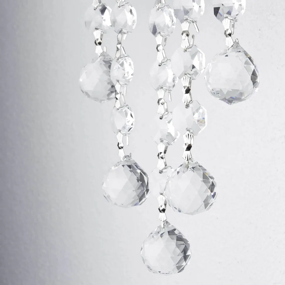 Wandleuchte im Jugendstil weiß