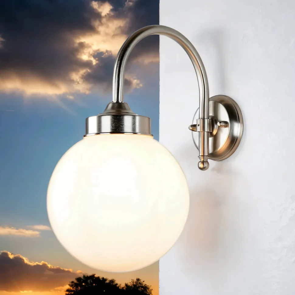 Wetterfeste Wandlampe VERIA Nickel Weiß aus Messing