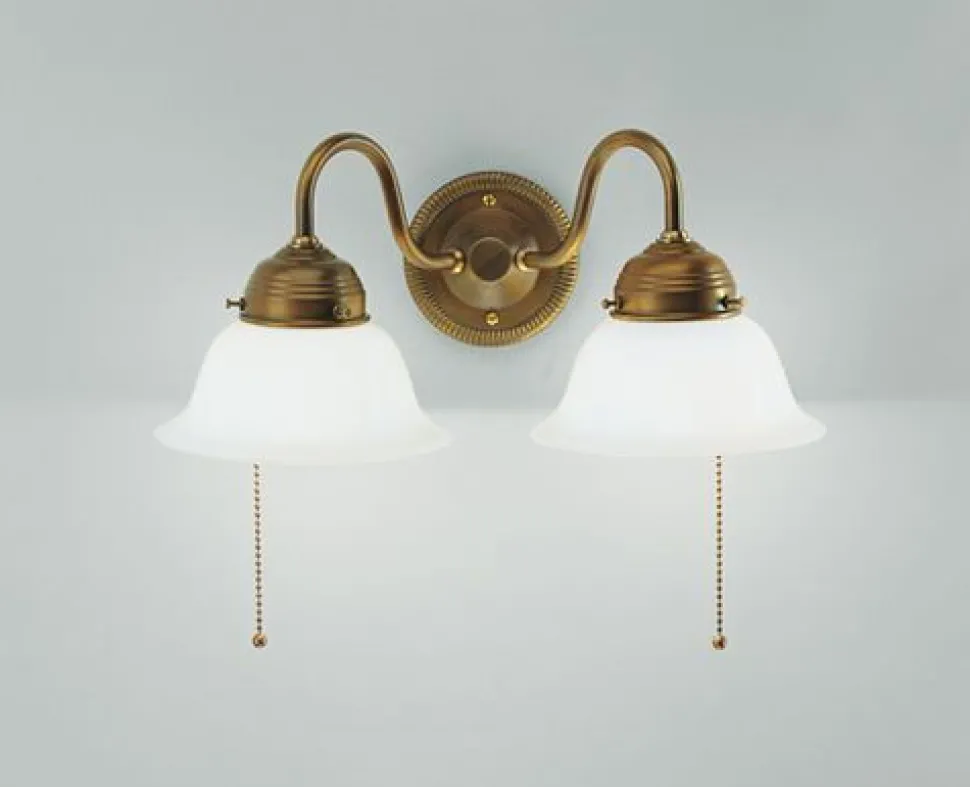 Wohnliche Wandleuchte mit Zugschalter E27 Glas Messing